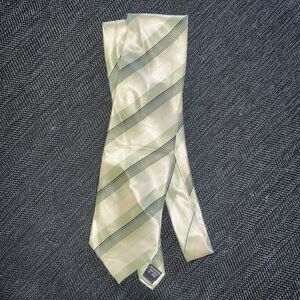 Mens Green yellow tie